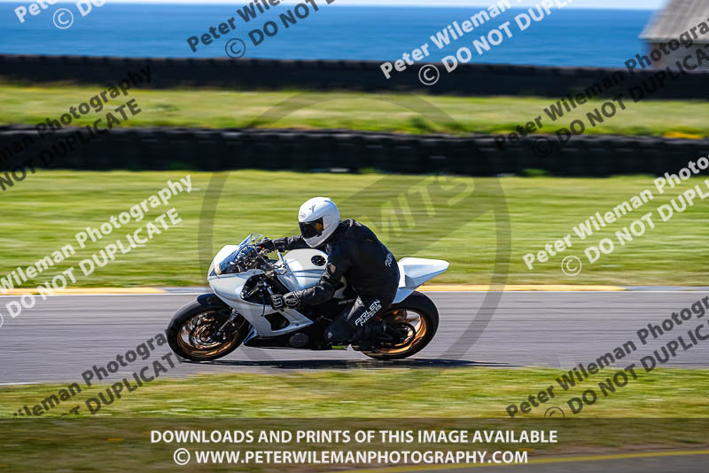 anglesey no limits trackday;anglesey photographs;anglesey trackday photographs;enduro digital images;event digital images;eventdigitalimages;no limits trackdays;peter wileman photography;racing digital images;trac mon;trackday digital images;trackday photos;ty croes